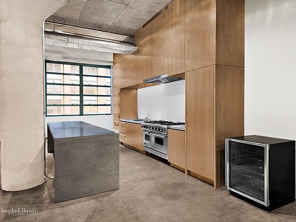4th image of 195 Hudson St APT 3C