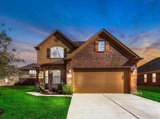 2811 Meadowbrook Ln, Rosenberg, TX 77471