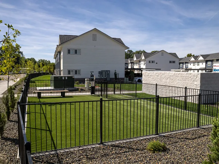 Broadstone Townhomes — Photo 6