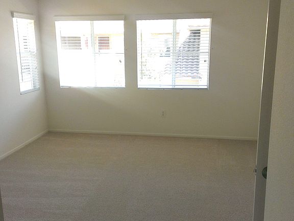 4th image of 237 Sonoma Aisle