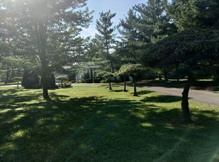 49555 Geddes Rd, Canton, MI 48188