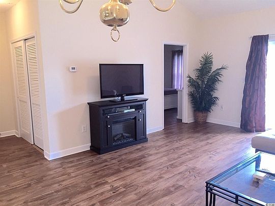 3rd image of 216 Castle Dr Unit 1390