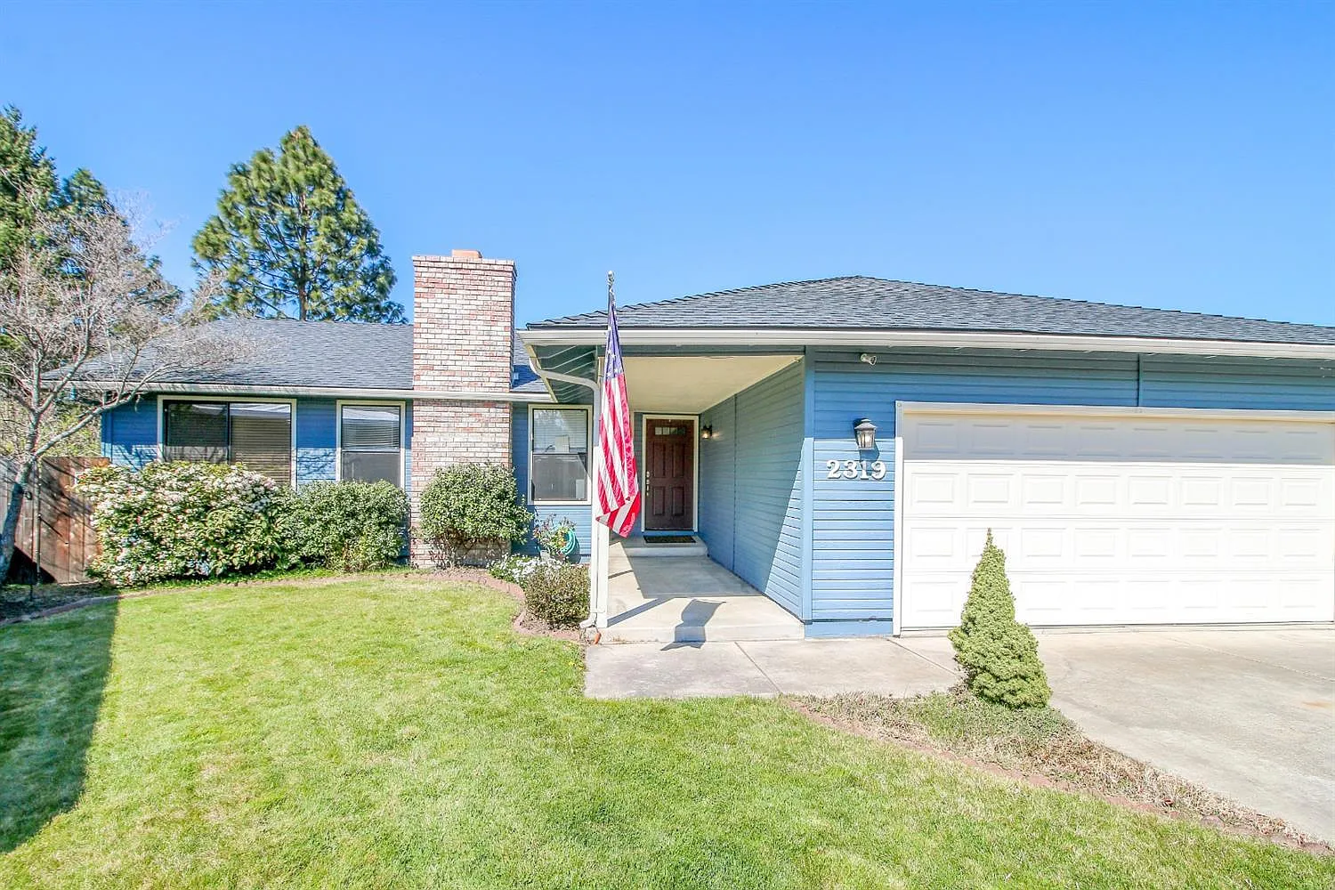 2319 Derry Ct photo 1