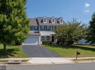 10403 Hudson Crest Dr, Manassas, VA 20112