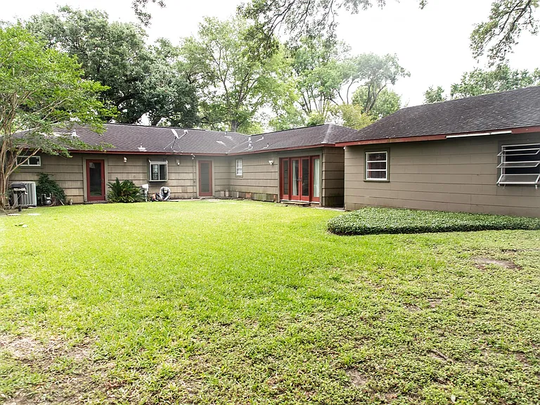 5564 Aspen St — Photo 28