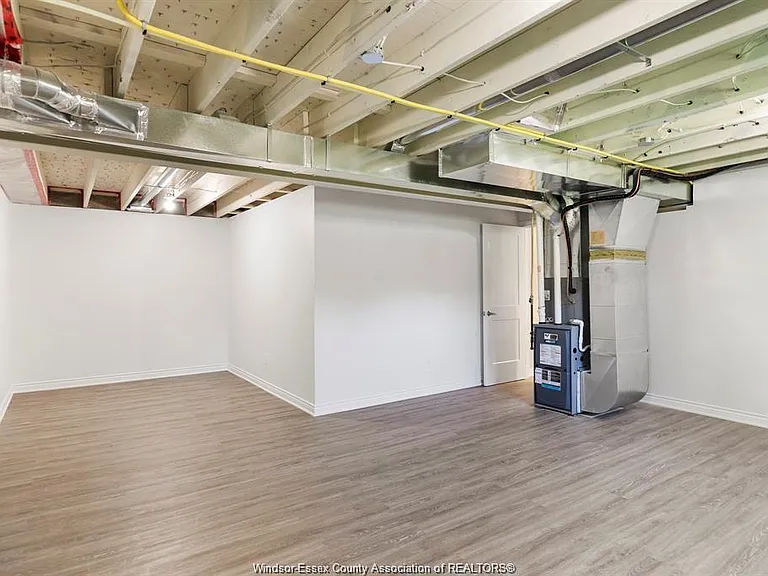 950 Kennedy Dr W — Photo 19