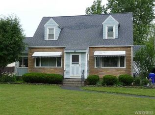 11 Century Dr, West Seneca, NY 14224