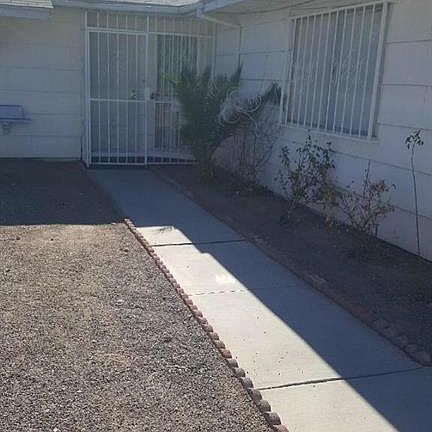 3rd image of 6709 Oveja St