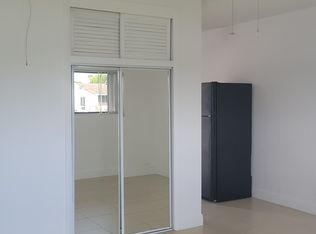 806 SW 2nd St #103, Hallandale, FL 33009