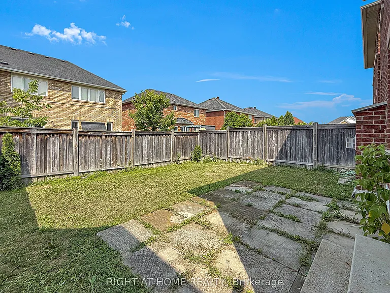 26 Mead Ter — Photo 23