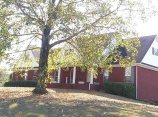 15700 Evans Rd, Athens, AL 35611