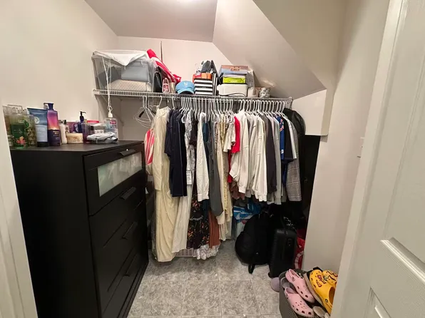 60 Area Pl #A, Staten Island, NY 10314