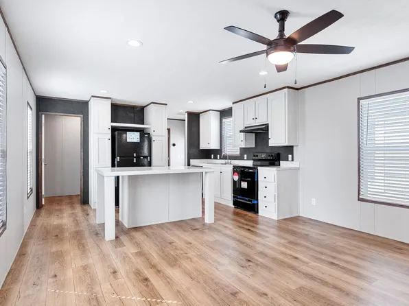 7601 Daffan Ln Trailer 186, Austin, TX 78724