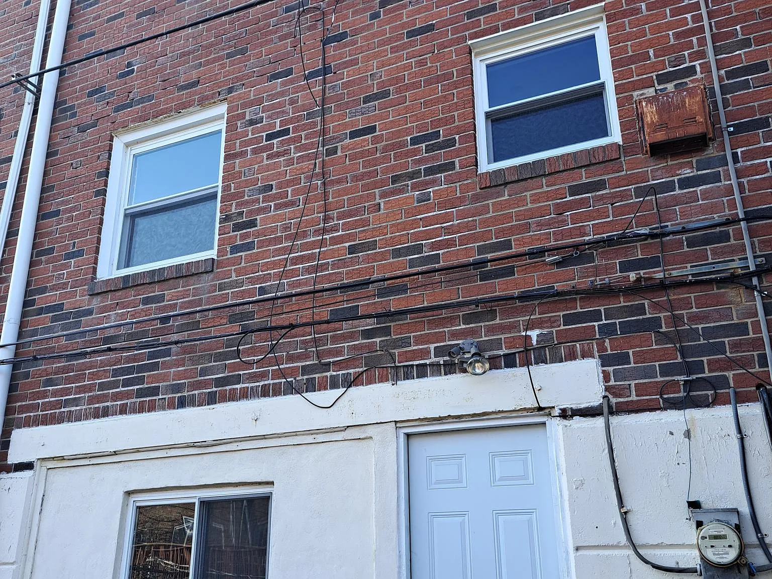 4 bed, 2.5 bath, 1600 sqft, $2,250 — Photo 4
