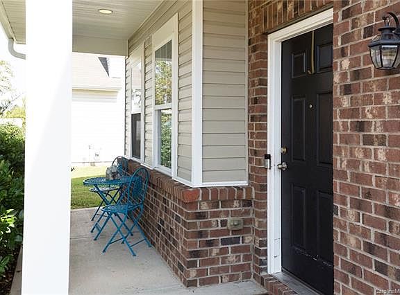 2nd image of 13807 Sunrise View Dr