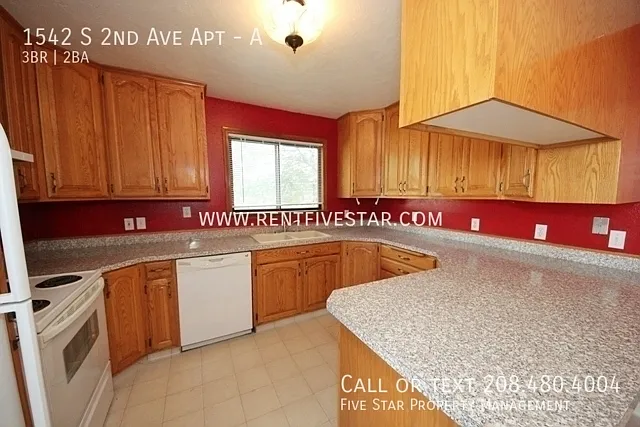1542 S 2nd Ave #A — Photo 5