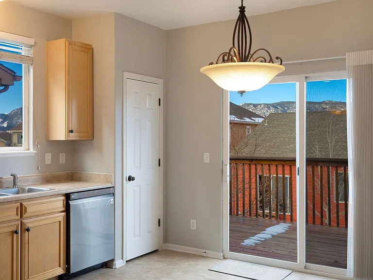 270 Avocet Loop — Photo 8
