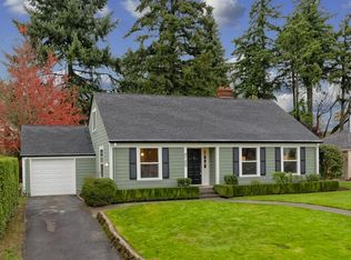 8125 SW Maple Dr, Portland, OR 97225