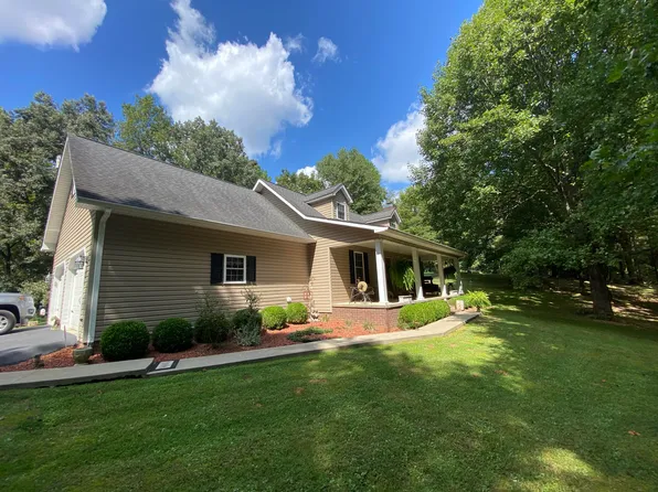 1690 Pleasant Grove Rd, Bluff City, TN 37618