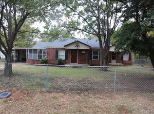 505 Garden Acres Dr, Fort Worth, TX 76140