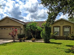 4326 Kingsfield Dr, Parrish, FL 34219