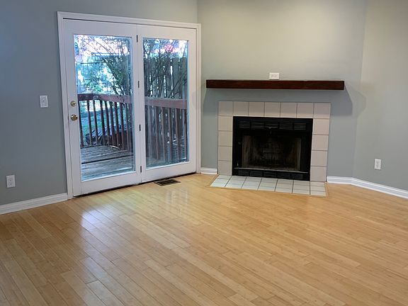2nd image of 2119 Fulton Ave Unit D