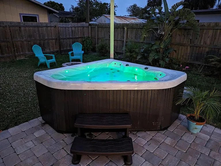 3 person hot tub available in winter months