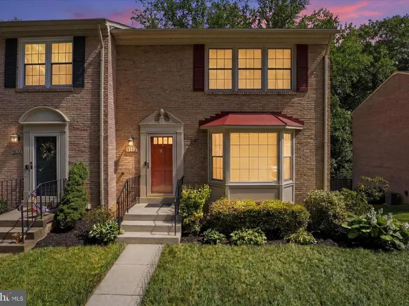 9032 Rosewall Ct, Springfield, VA 22152