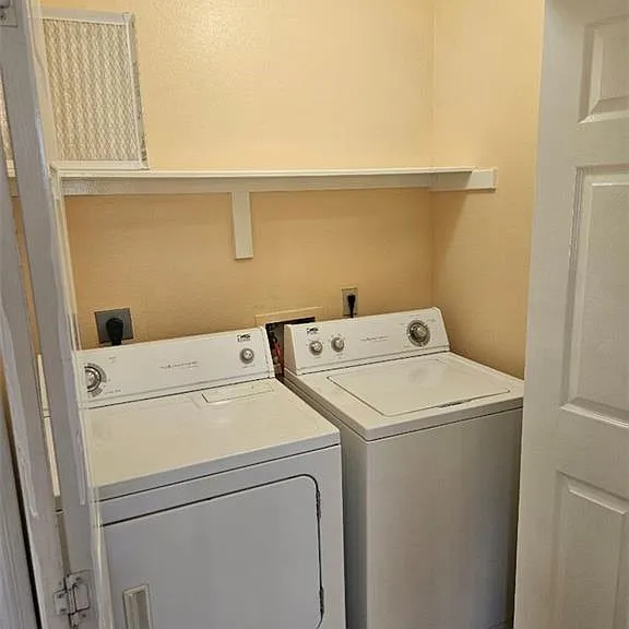 1505 E Coyote St #B — Photo 8