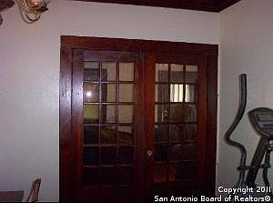 4th image of 560 Cincinnati Ave