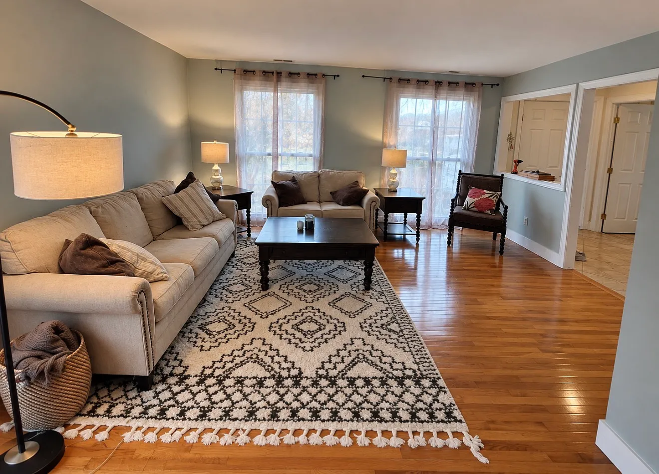 3 bed, 1380 sqft, $2,650 — Photo 1