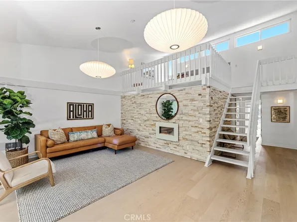 830 Camino Real Unit 201, Redondo Beach, CA 90277