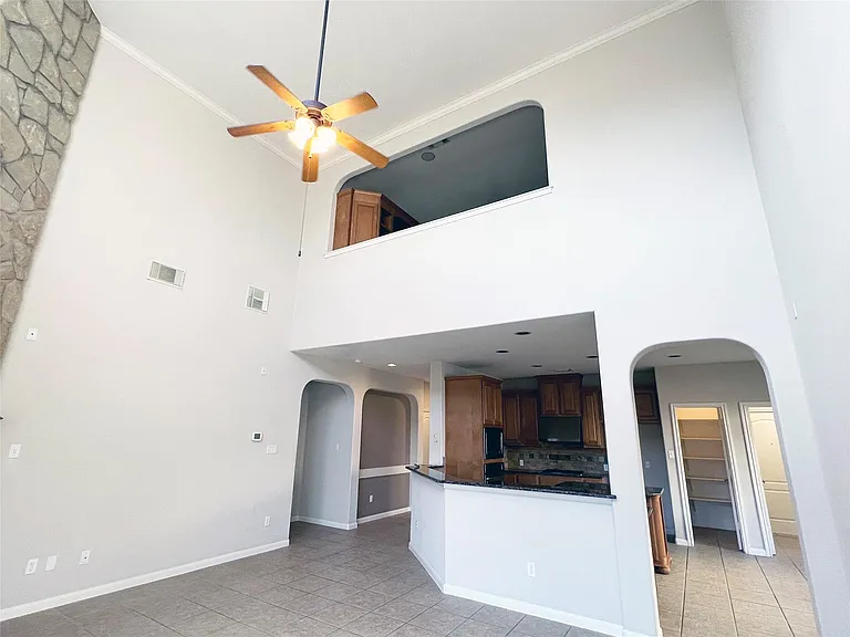 2443 Salorn Way — Photo 11