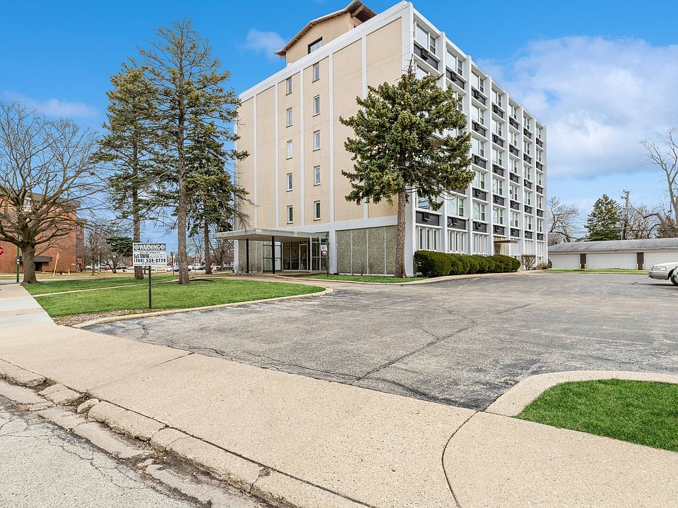 1st image of 5975 N Odell Ave Unit 1E