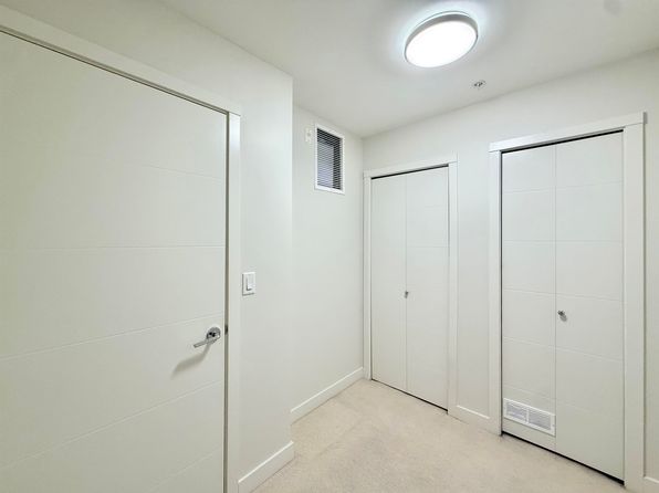 3 bedroom rental in Vancouver — photo 13