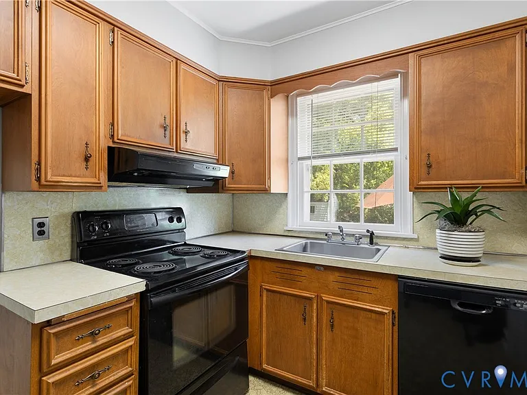6414 Monument Ave — Photo 12