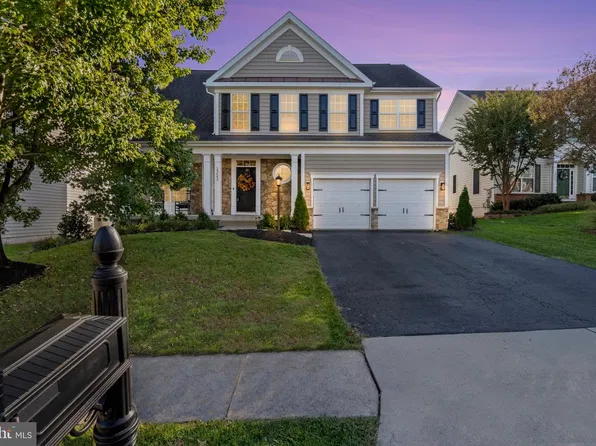 13643 Dodsworth Dr, Bristow, VA 20136