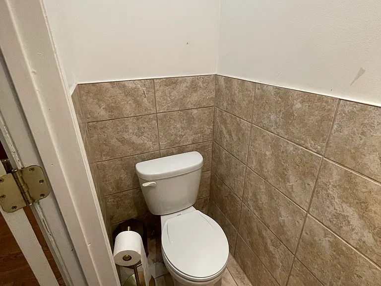 1281 Union Ave — Photo 14