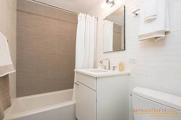 Rented by aptsandlofts.com | media 24