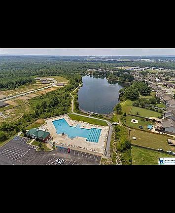 3rd image of 415 Waterford Cove Trl