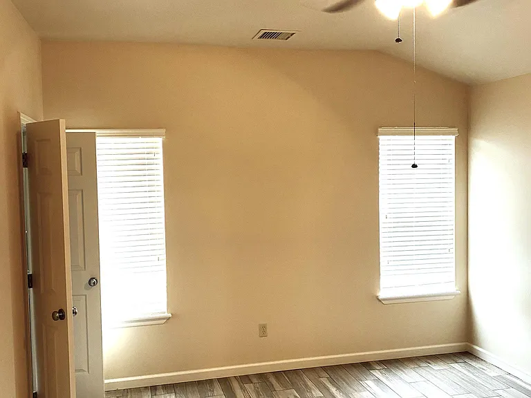 3516 E Aurora St — Photo 10
