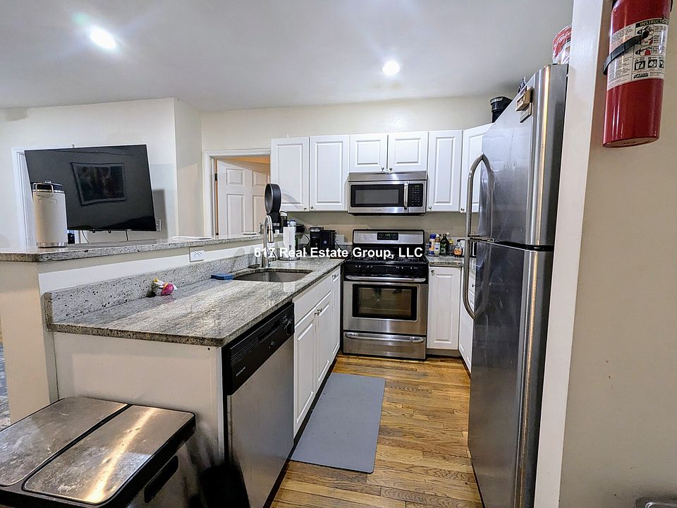 1st image of 324 Saint Paul St #22