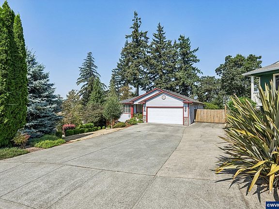 2nd image of 7083 Maplewood Dr SE