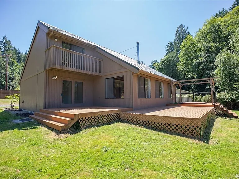8985 Miller Rd NE — Photo 24