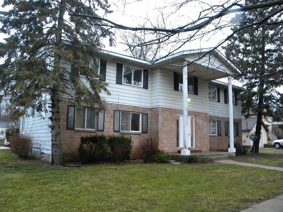1505 Swede Ave