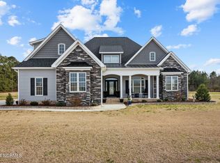 1686 Prop Dr, Winterville, NC 28590