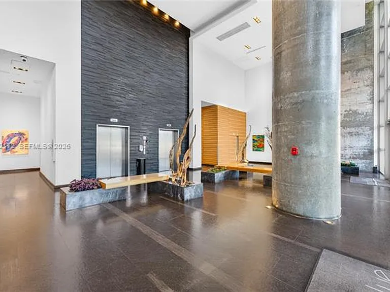 888 Biscayne Blvd #2404 — Photo 27