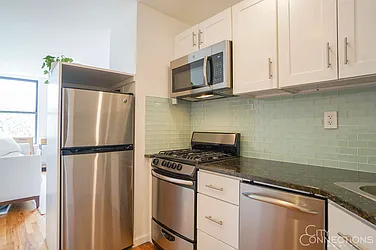 Rented by City Connections Realty