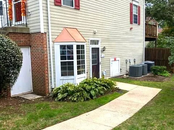 2050 Pawlet Dr #33C, Crofton, MD 21114