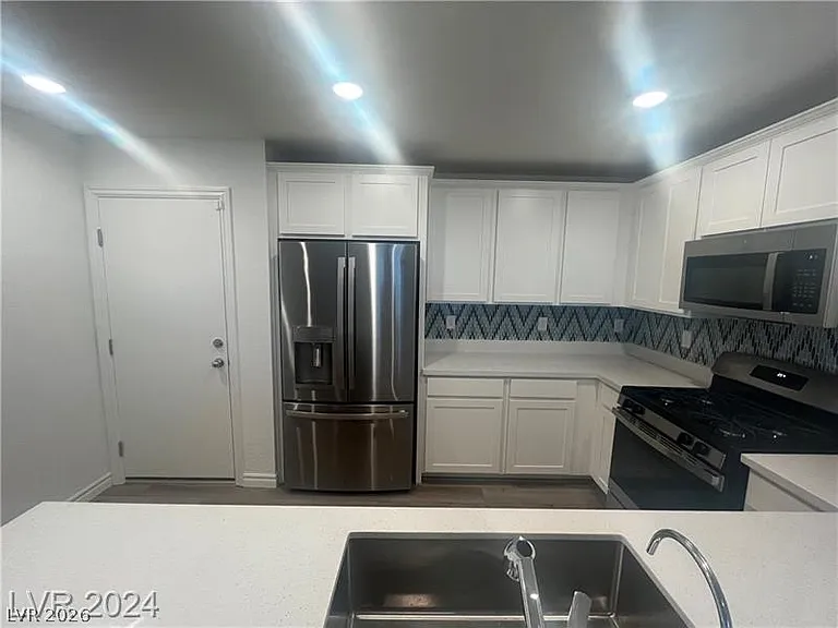 6212 Rathbone St — Photo 5